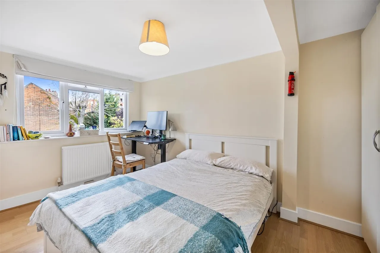 Dennington Park Road West Hampstead, London, NW6, photo 3