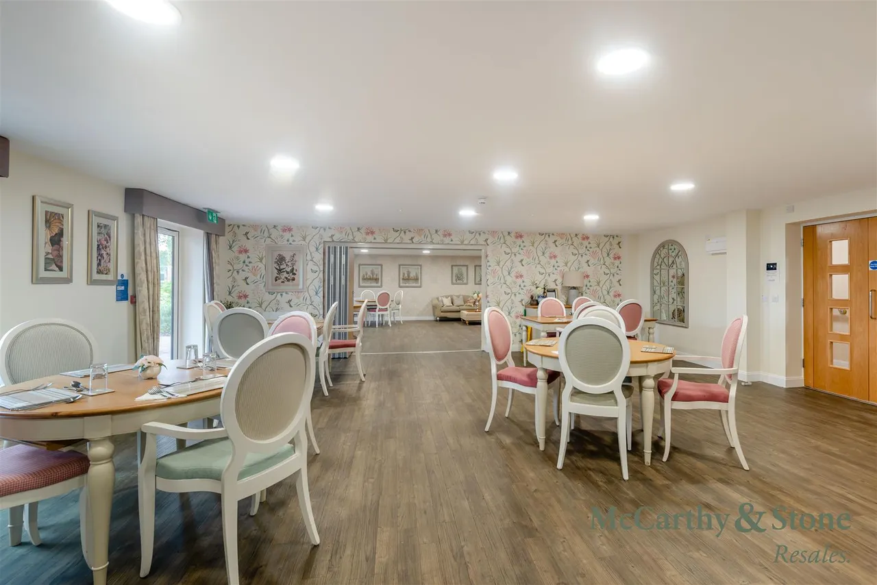 Springfield Close, Stratford-Upon-Avon, CV37, photo 13