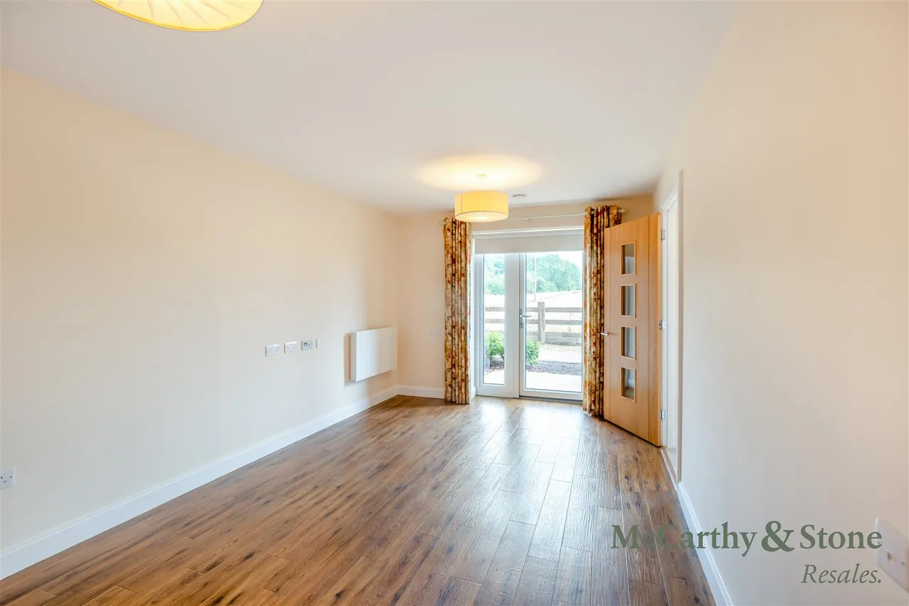 Springfield Close, Stratford-Upon-Avon, CV37, photo 5