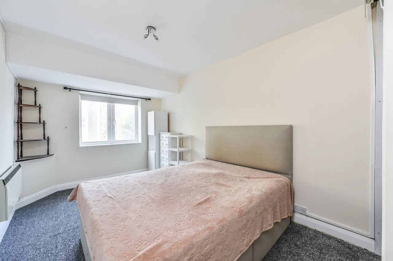 8 Osprey Heights, 7 Bramlands Close, London, photo 8