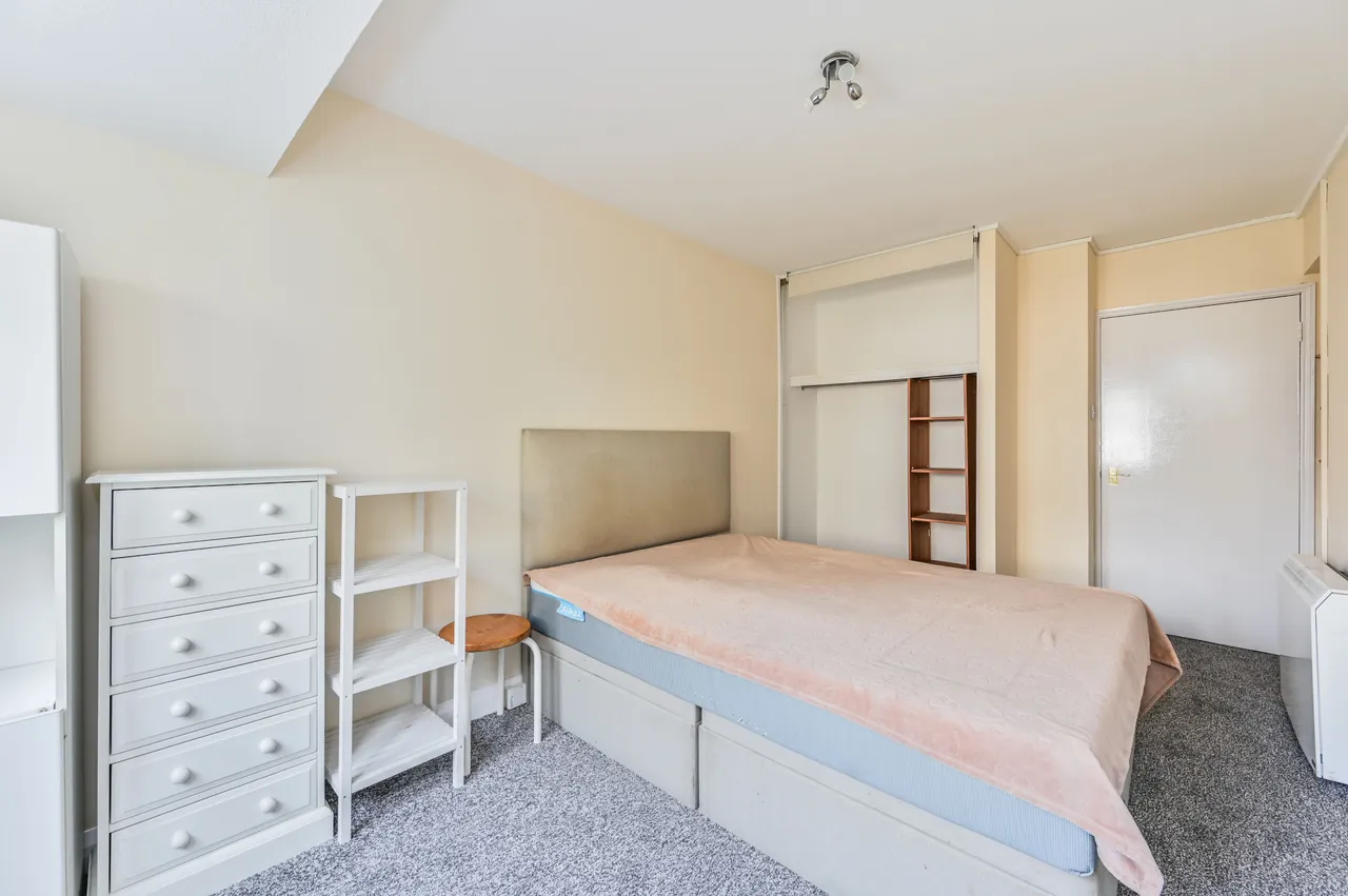 8 Osprey Heights, 7 Bramlands Close, London, photo 9
