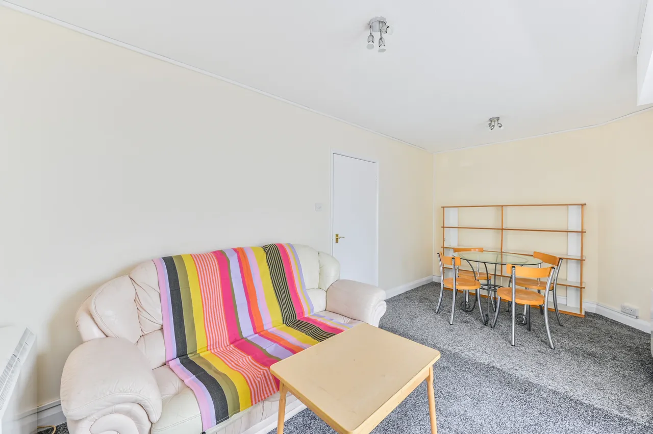 8 Osprey Heights, 7 Bramlands Close, London, photo 7