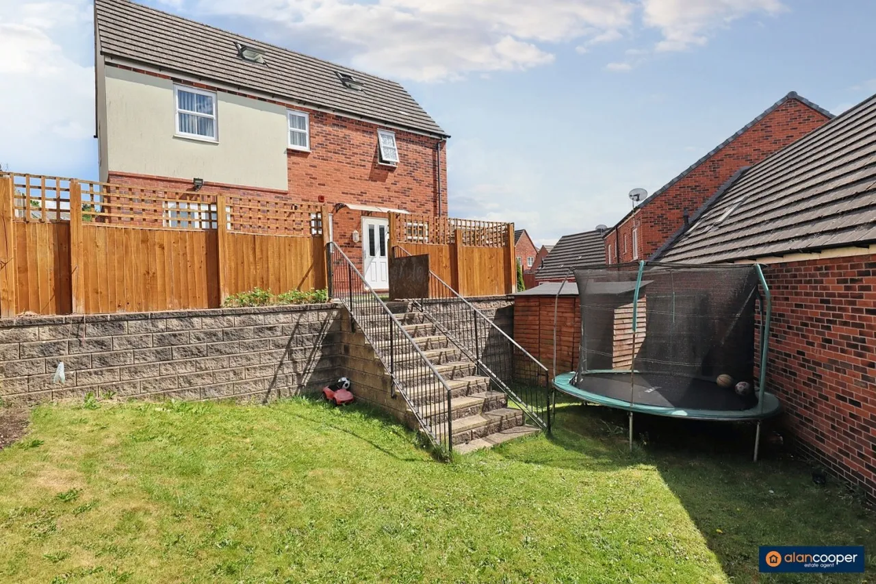 Seven Foot Lane, Nuneaton, CV10, photo 26