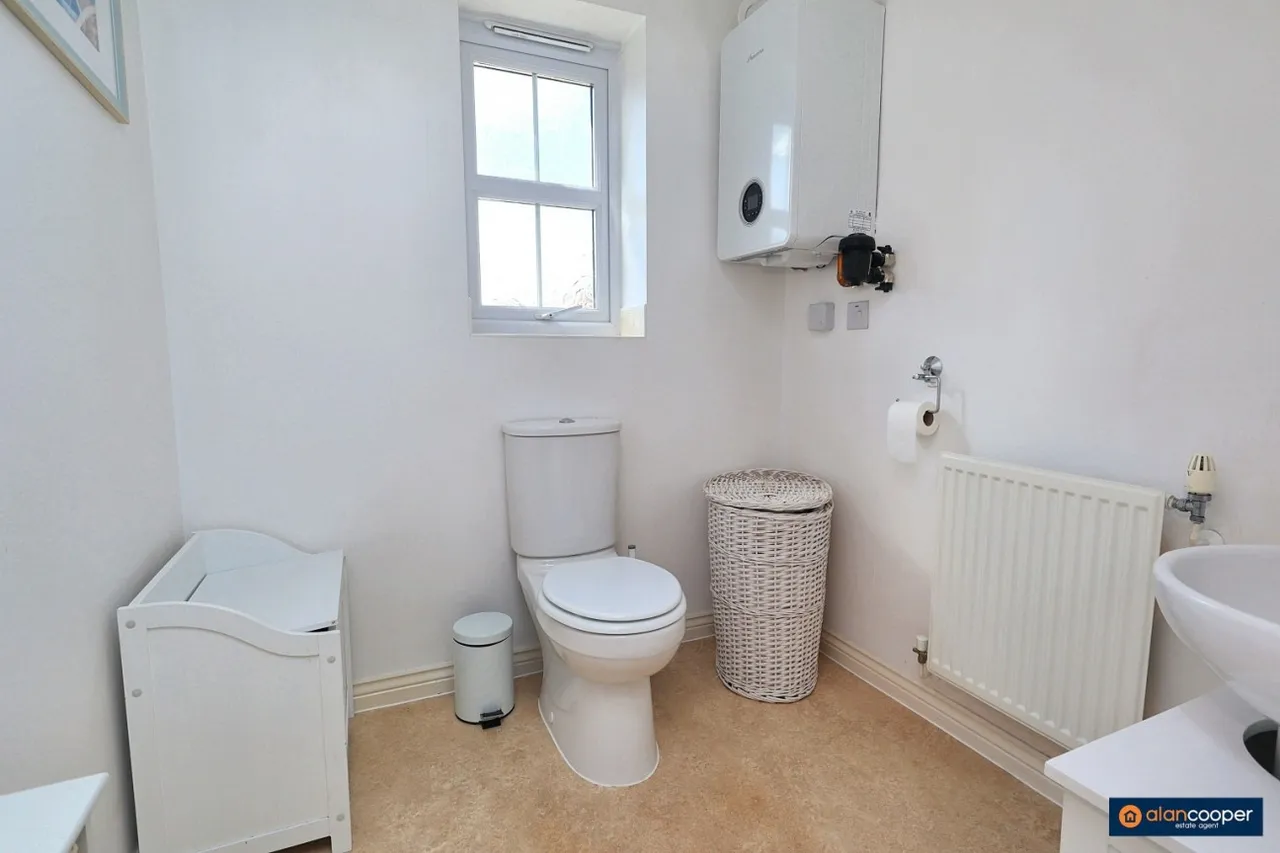 Seven Foot Lane, Nuneaton, CV10, photo 10