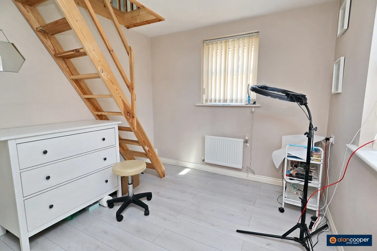 Seven Foot Lane, Nuneaton, CV10, photo 21
