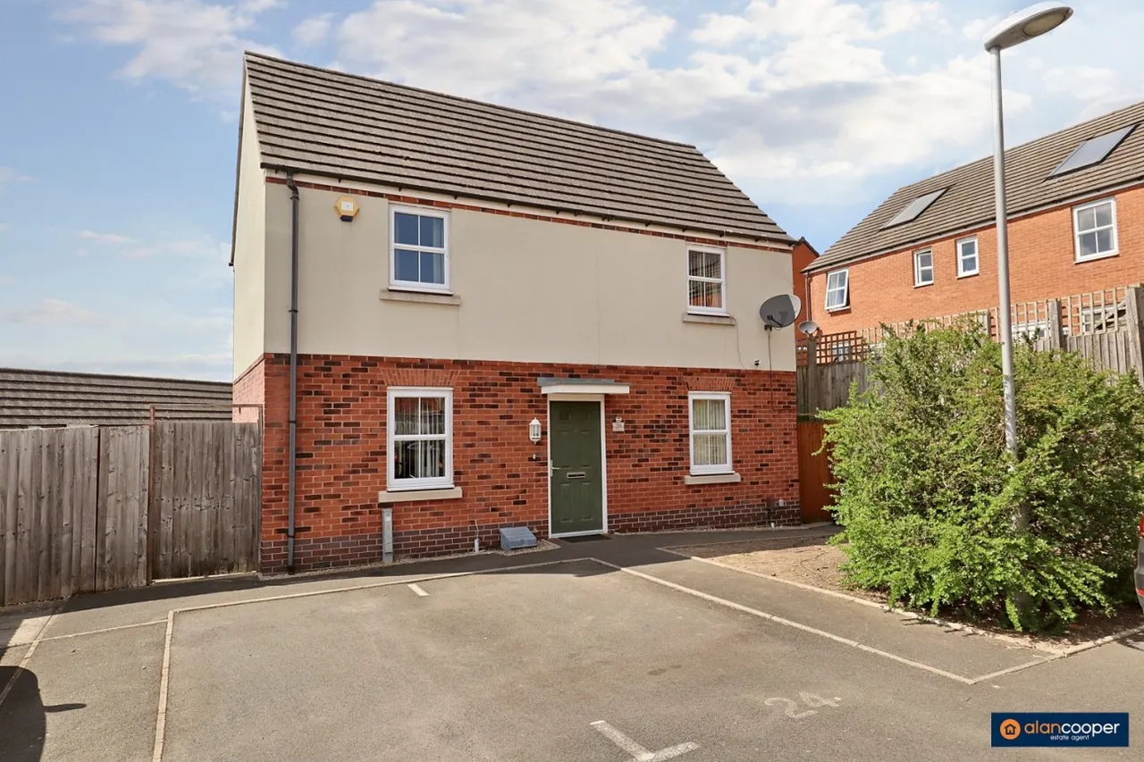 3 bed house for sale, Seven Foot Lane, Nuneaton, CV10