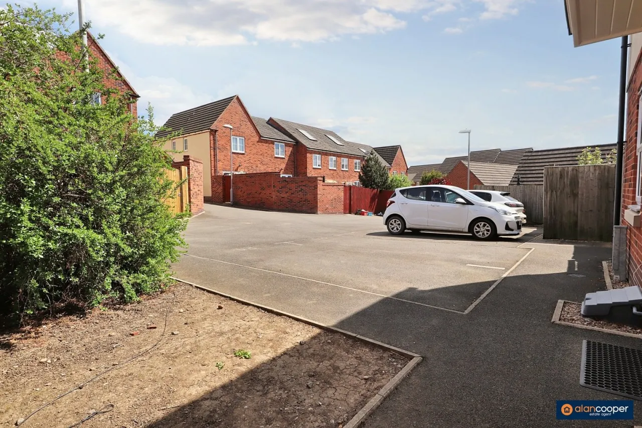 Seven Foot Lane, Nuneaton, CV10, photo 27