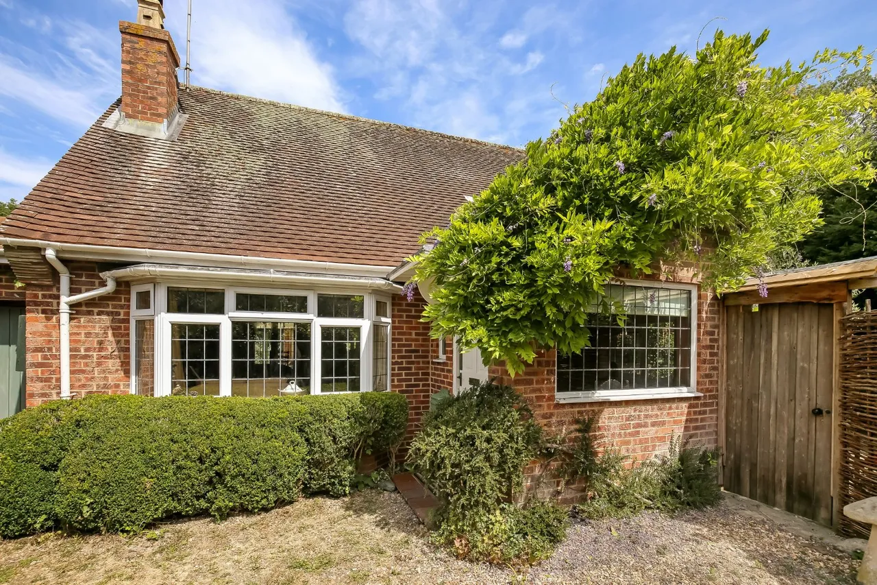 4 bed house for sale — Tank Lane, Broad Chalke, Salisbury, Wiltshire, SP5 5EP