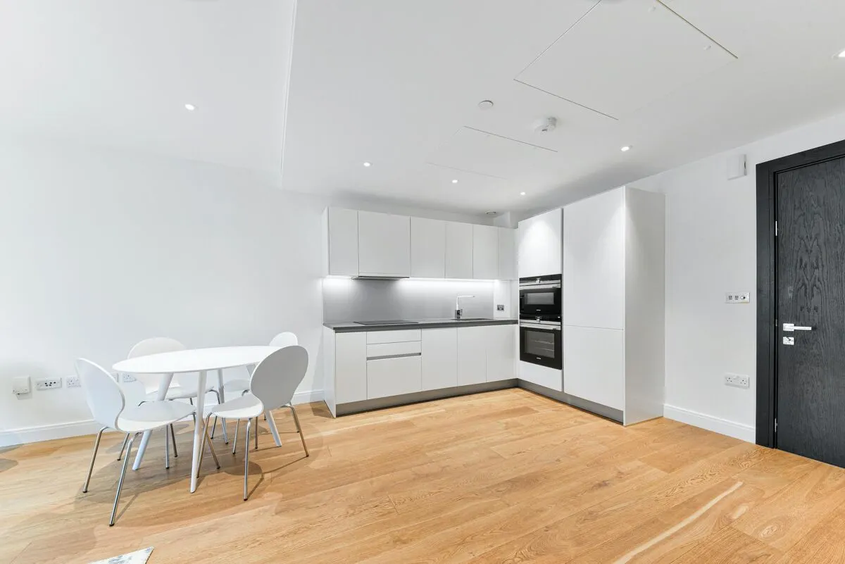 Altissima House, London, SW11, photo 2