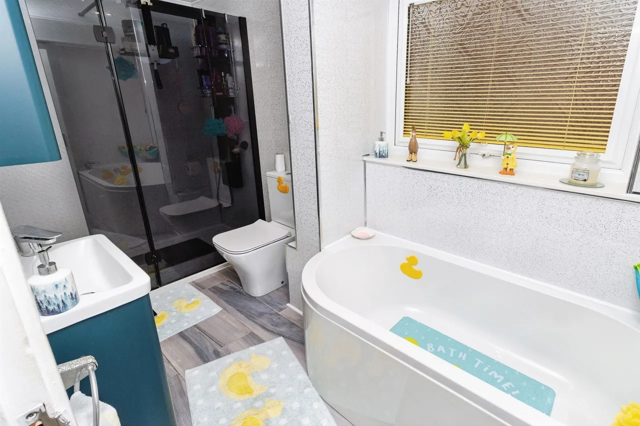 Amblefield Way, Stafford, photo 11