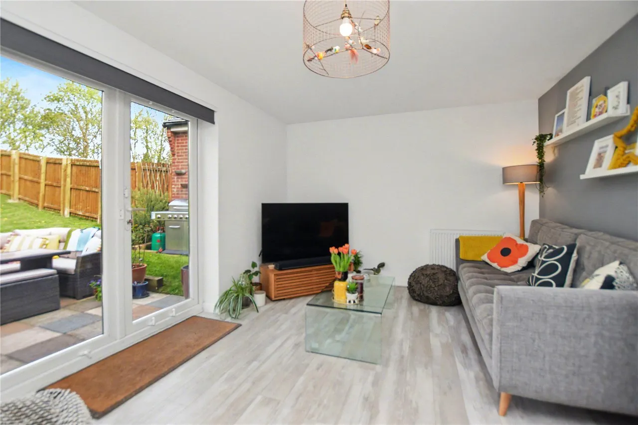Amelia Stewart Lane, Manston, LS15, photo 2