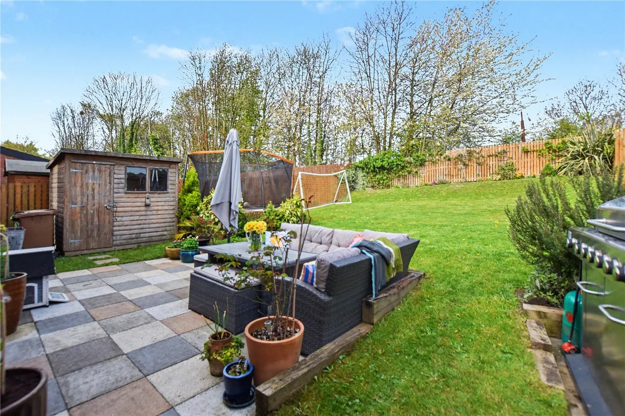 Amelia Stewart Lane, Manston, LS15, photo 20