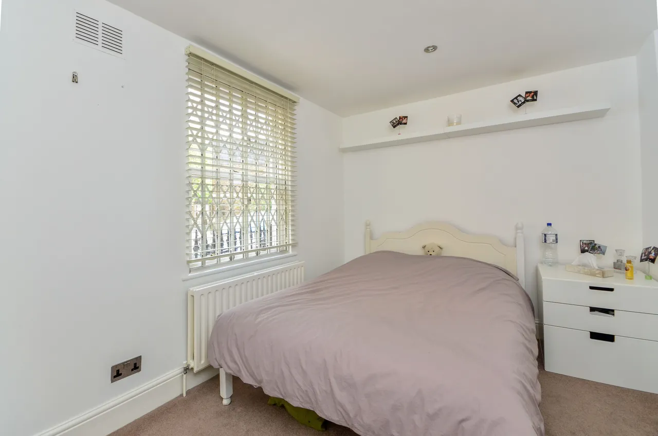 Flat 1, 34 Kempsford Gardens, London, photo 6