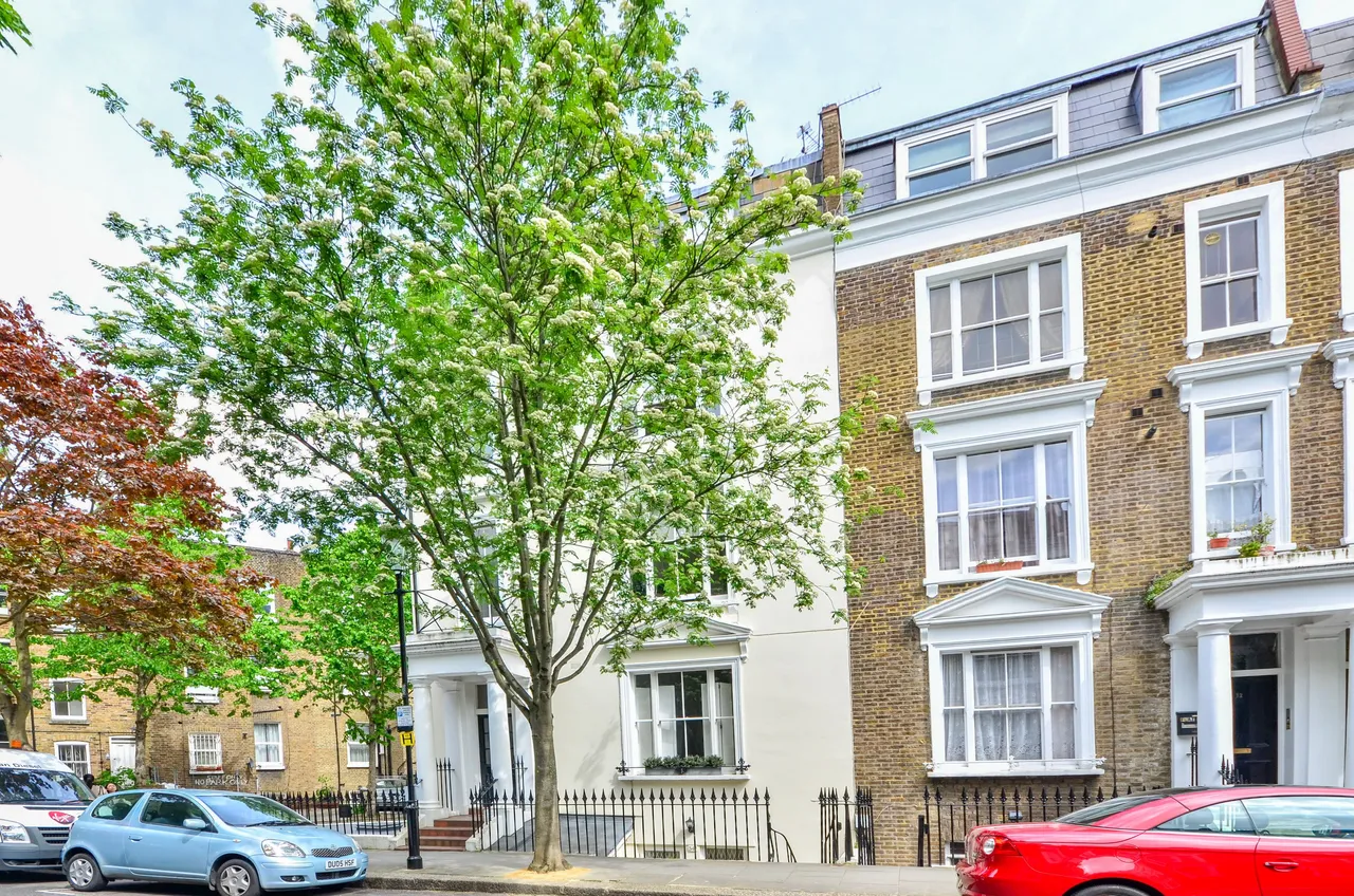 Flat 1, 34 Kempsford Gardens, London, photo 3