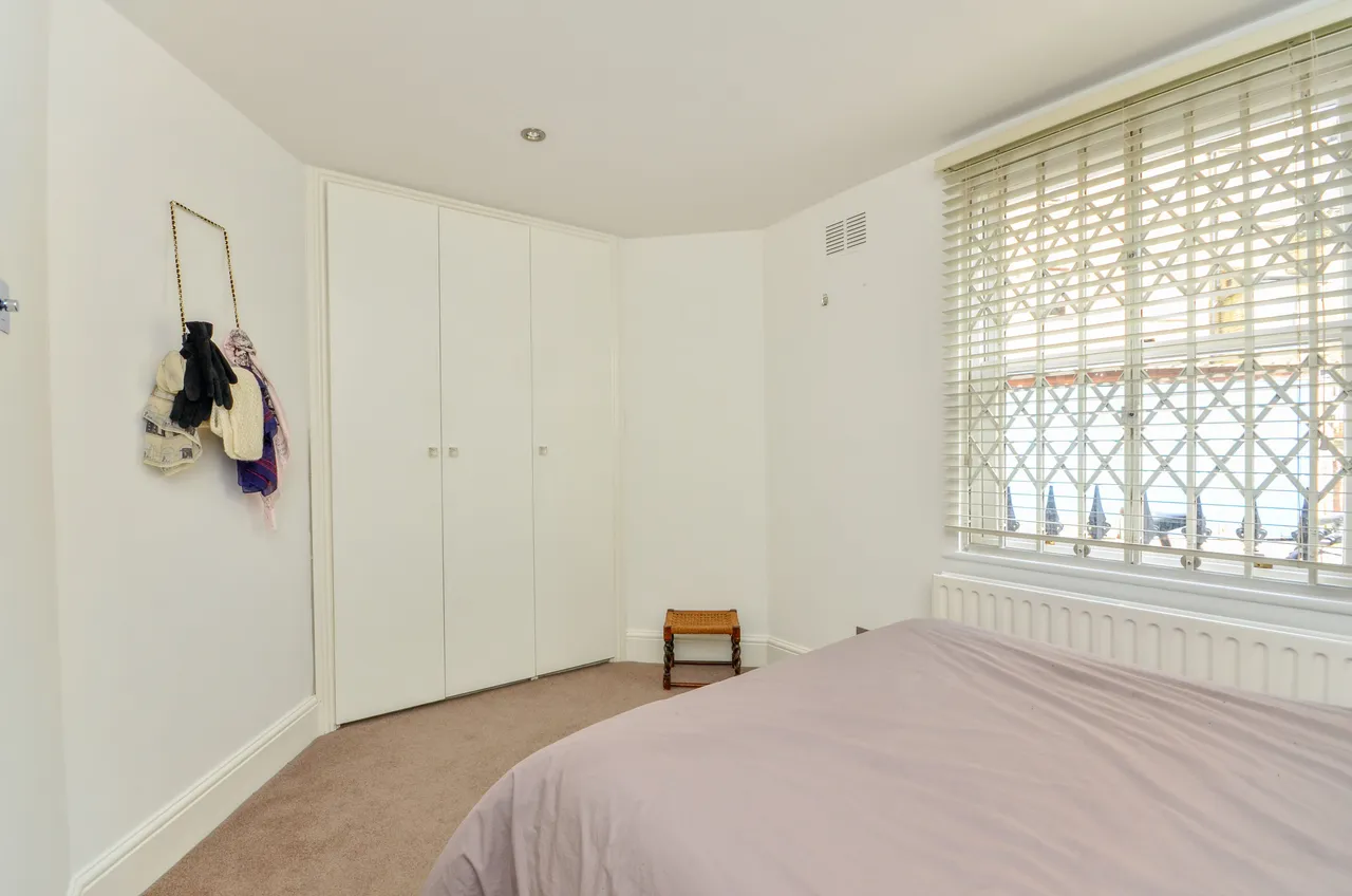 Flat 1, 34 Kempsford Gardens, London, photo 7