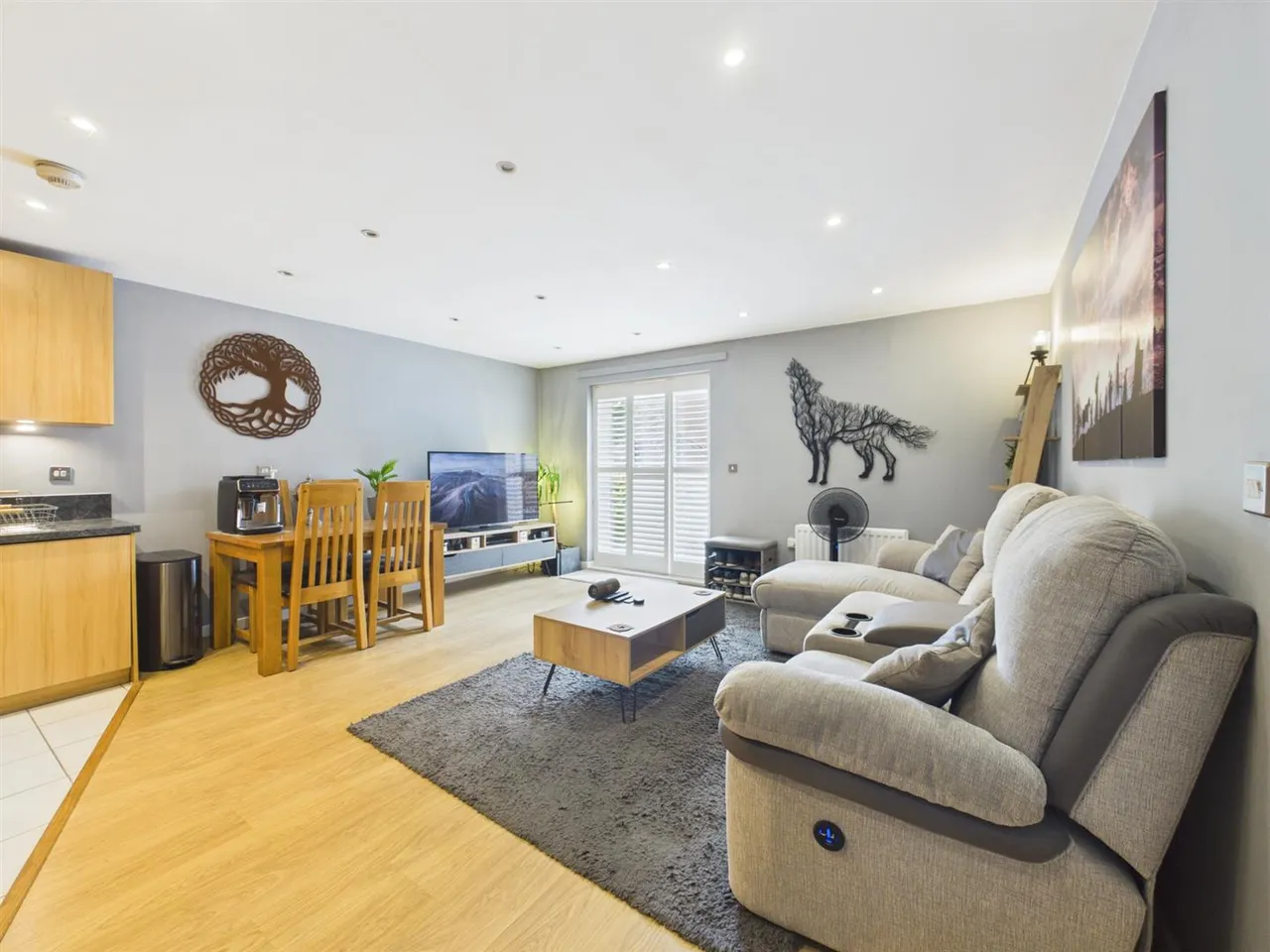 Truesdales, Ickenham, Uxbridge, UB10 8FX, photo 4