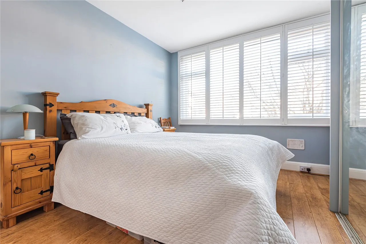 Chestnut Avenue, Hampton, London, TW12 2NU, photo 5