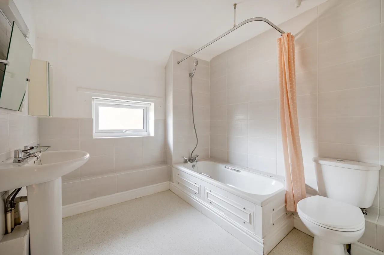 Town Mill, Marlborough, SN8, photo 7