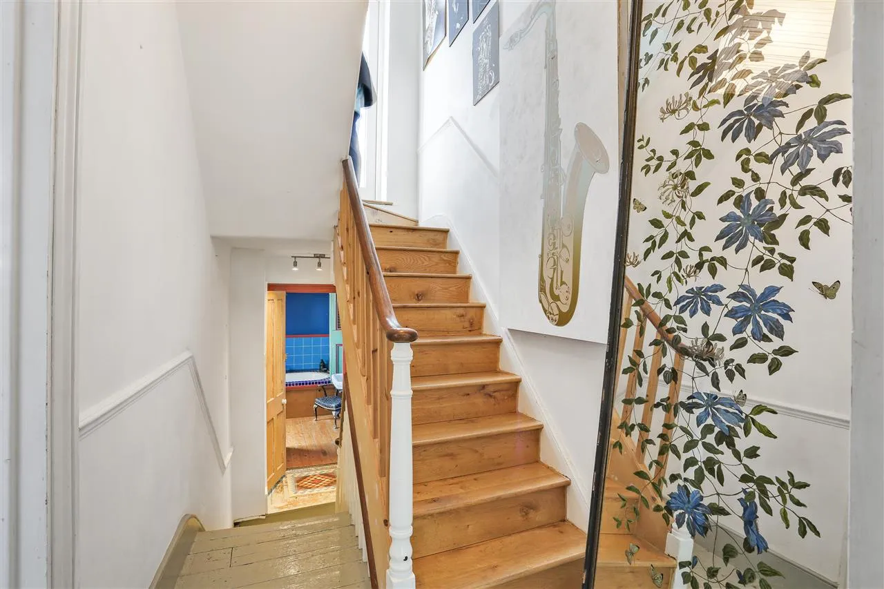 Davenant Road, London, photo 12