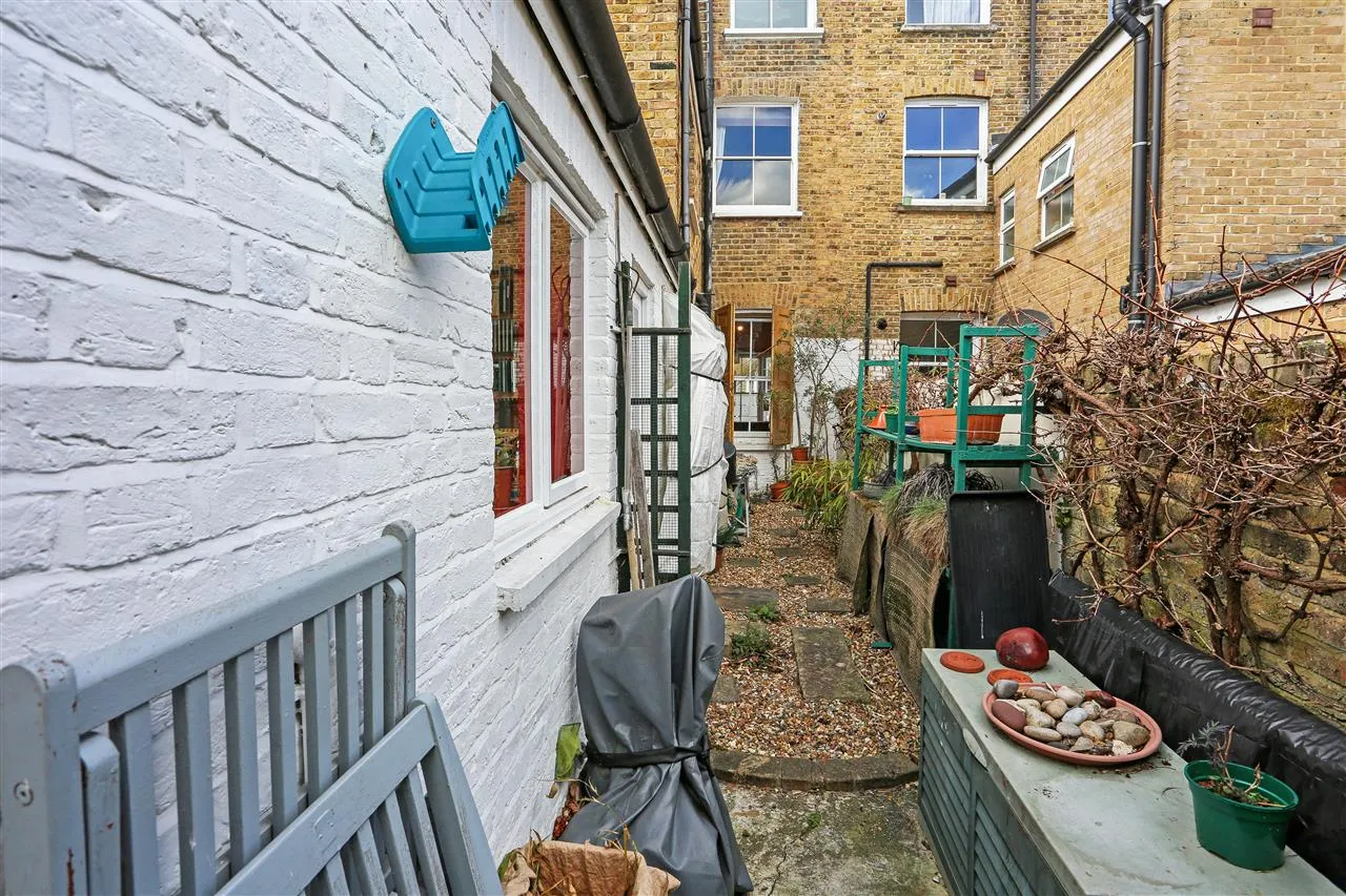 Davenant Road, London, photo 8
