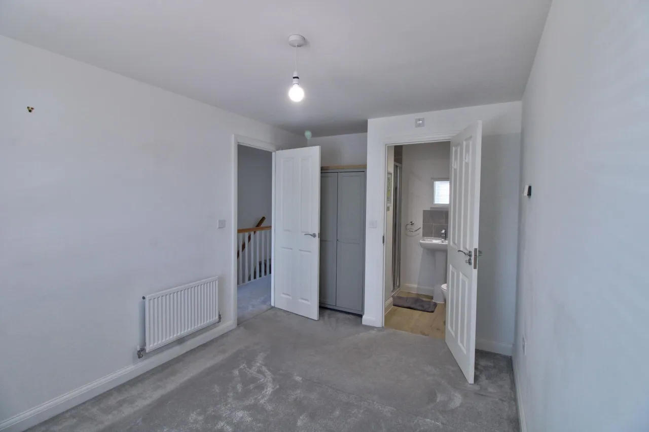 Alba Avenue, Cwmbran, NP44, photo 17
