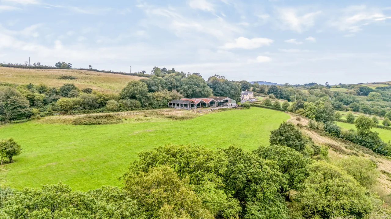 Llanarthney, Carmarthen, SA32, photo 3