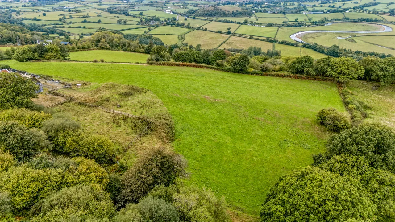 Llanarthney, Carmarthen, SA32, photo 10