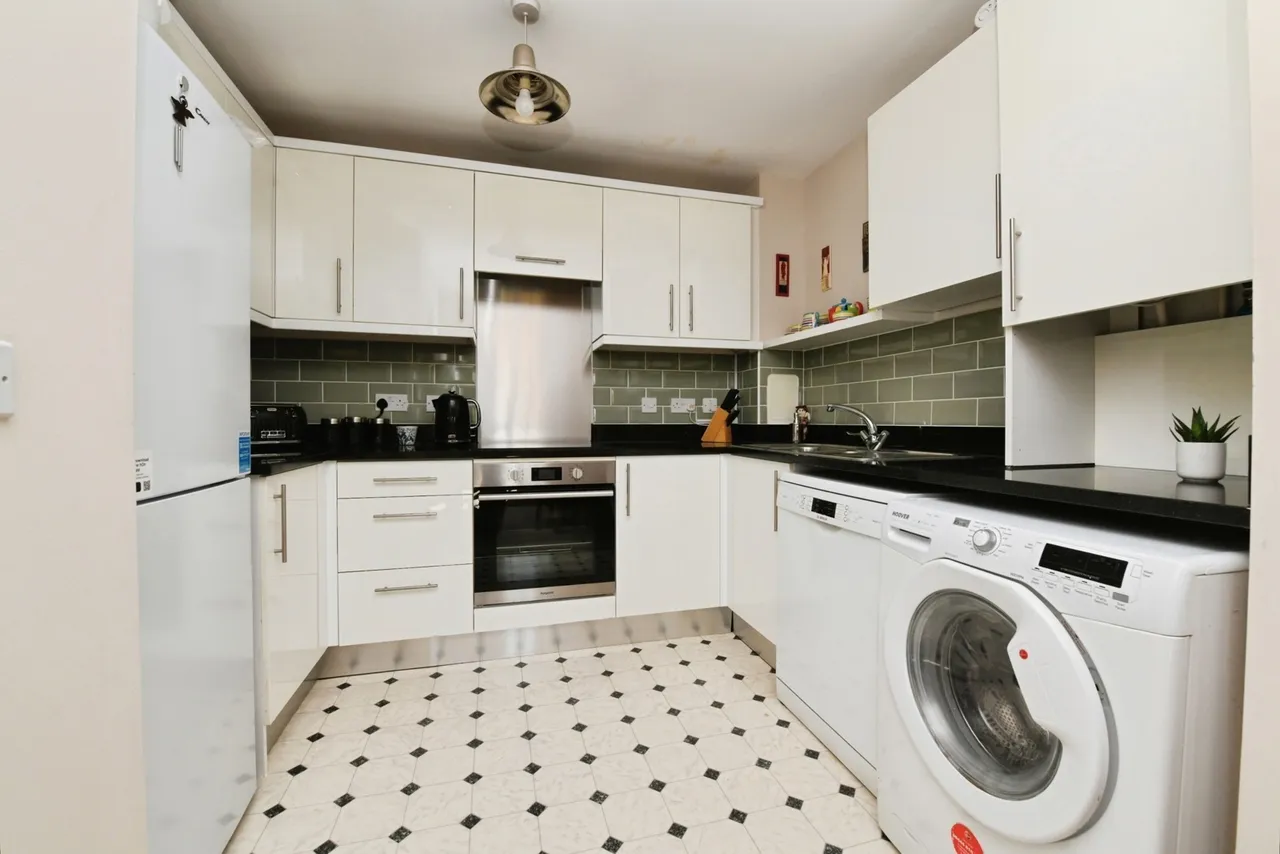 Ongar Road, Brentwood, Essex, CM15, photo 4
