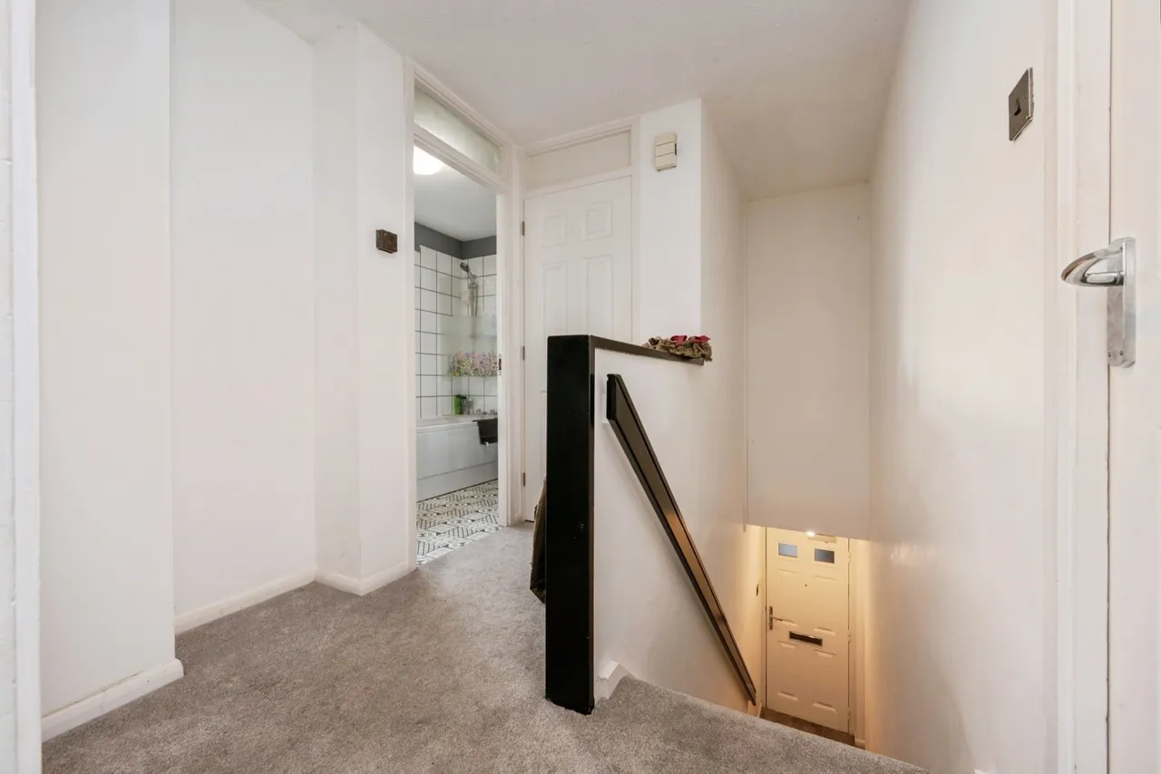 Lovell Road, Bedford, Bedfordshire, MK42, photo 8