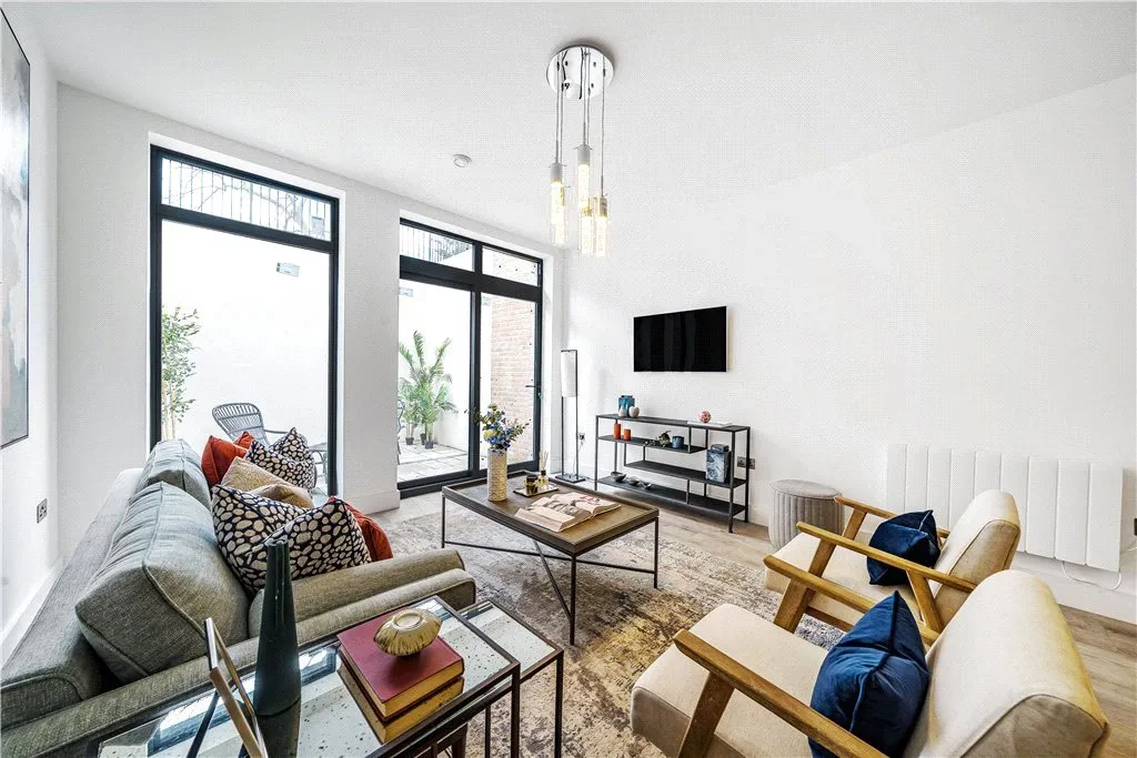 Rosemont Road, London Fees Apply, W3, photo 13