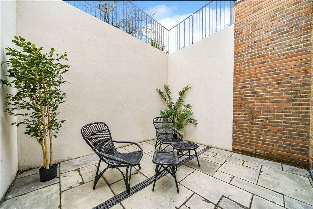 Rosemont Road, London Fees Apply, W3, photo 10