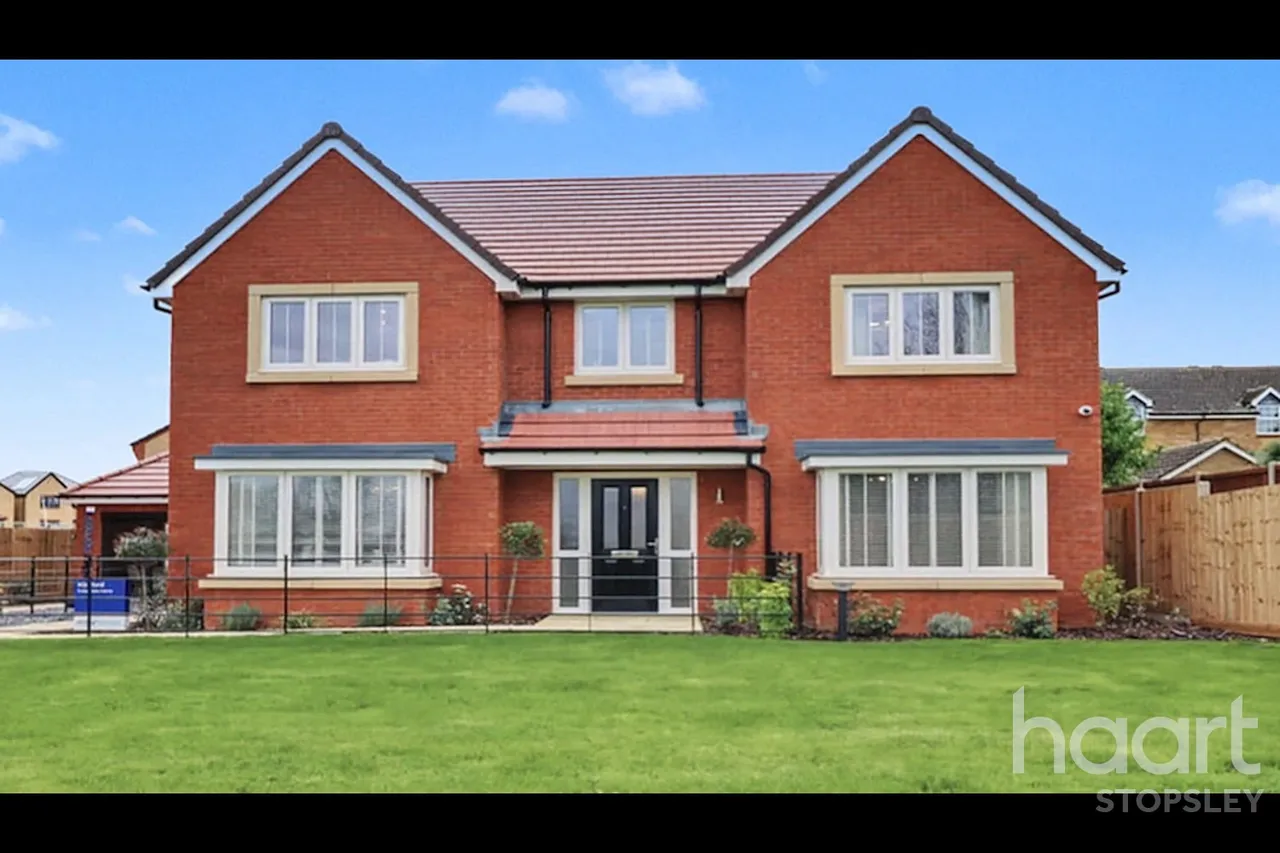 5 bed house for sale, The Kingford, Arlesey Village, SG15