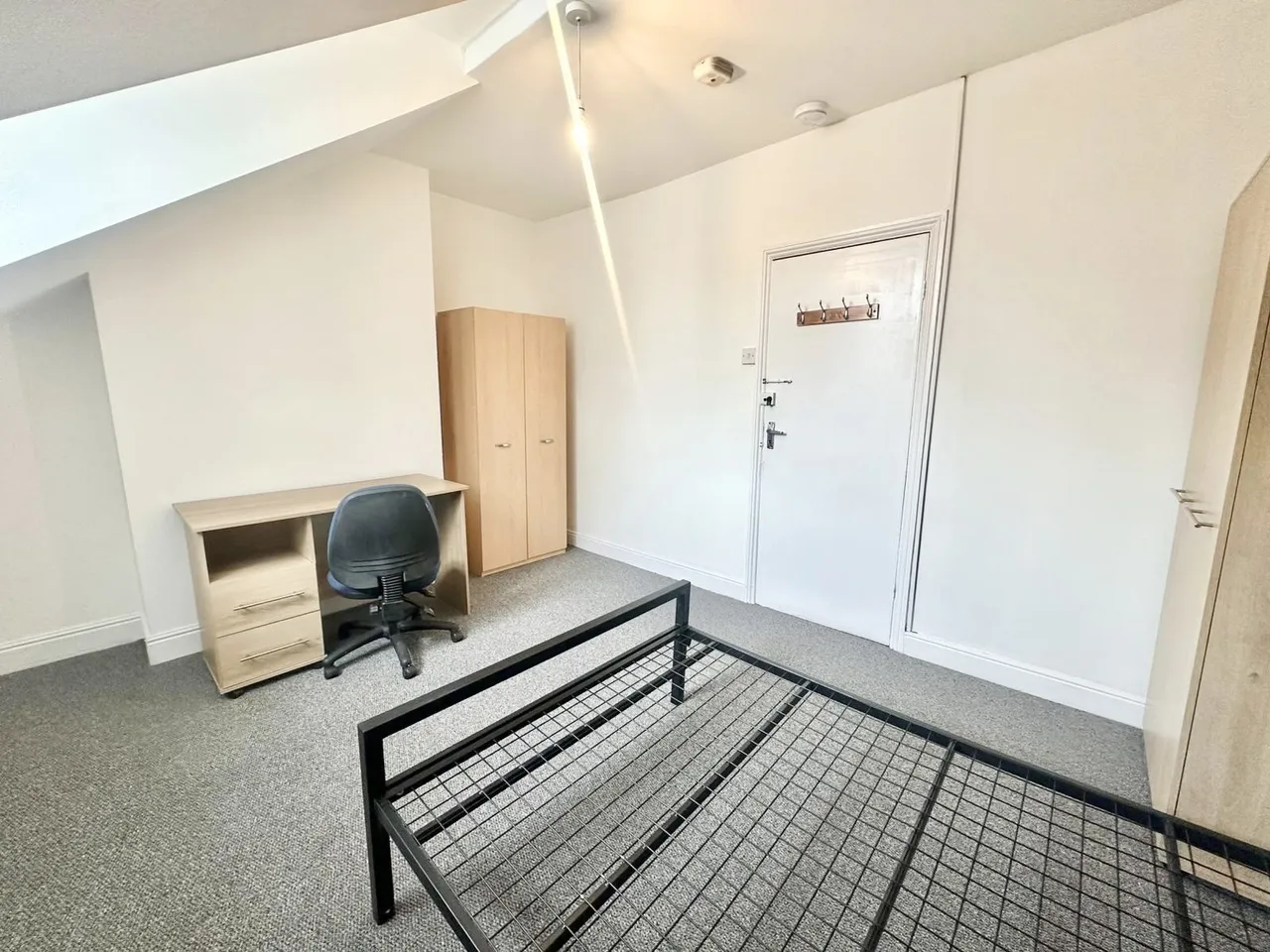 Ecclesall Road, S11 8PG, photo 18