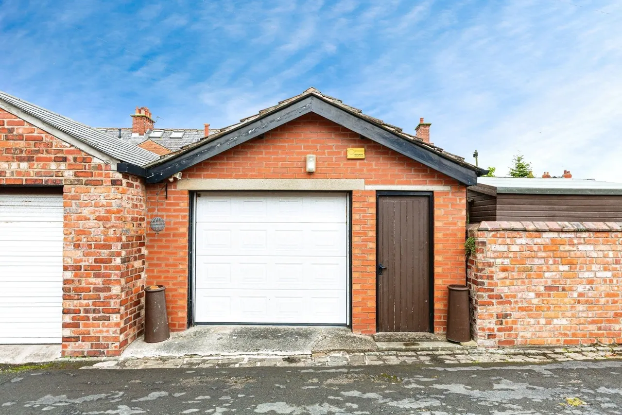 Wellington Street, Lytham St. Annes, FY8, photo 17