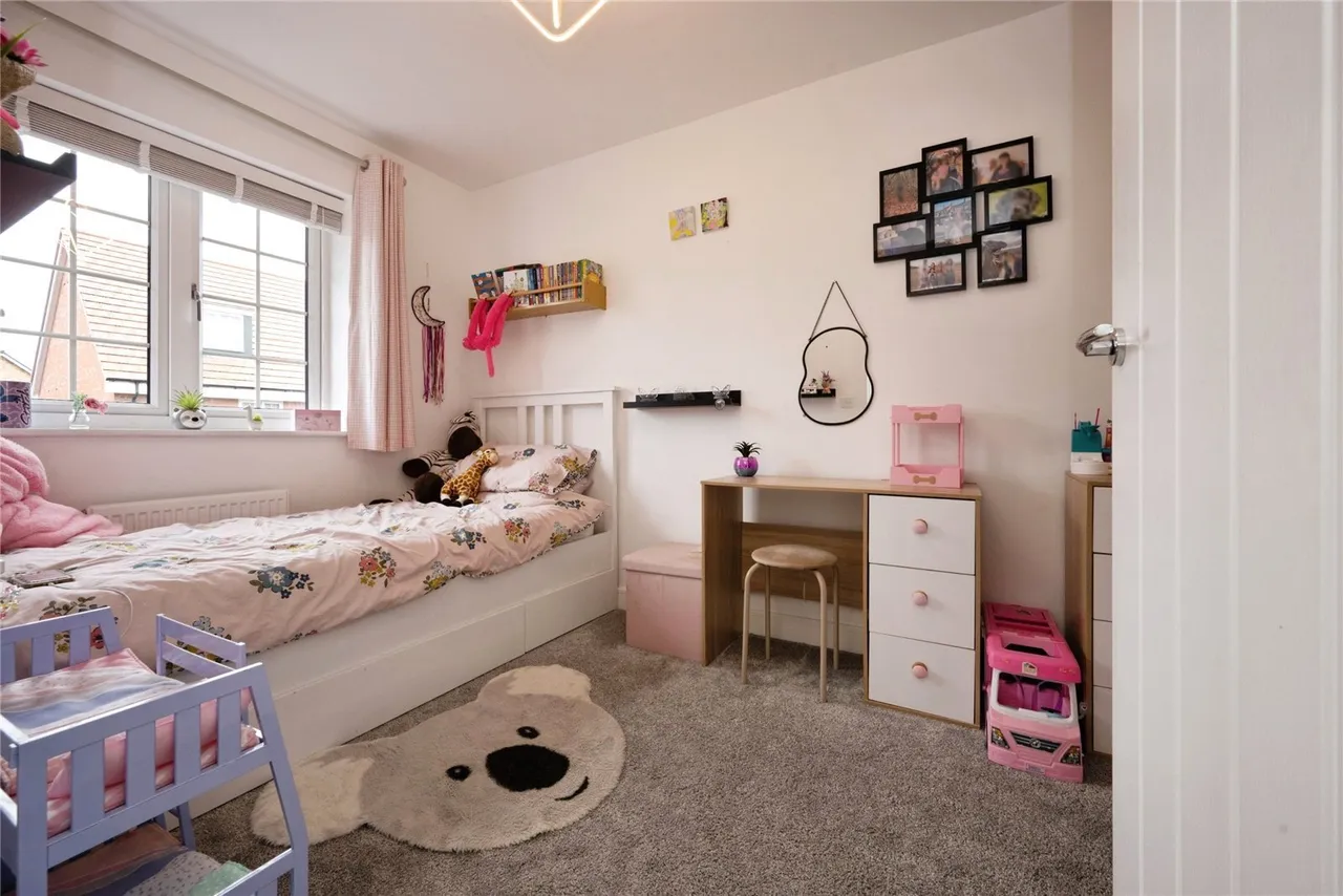 Morpeth Crescent, Houghton Regis, Dunstable, Bedfordshire, LU5, photo 11