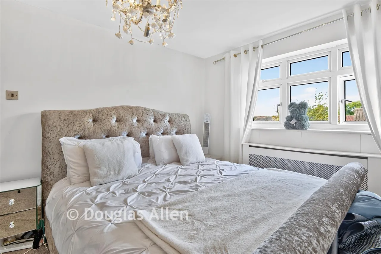 Parsonage Road, Rainham, RM13, photo 13