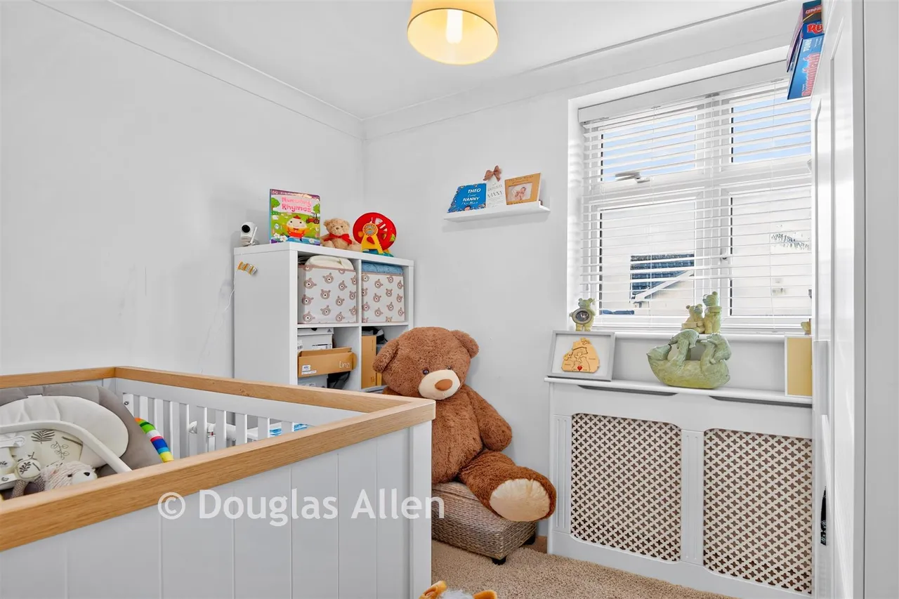 Parsonage Road, Rainham, RM13, photo 6