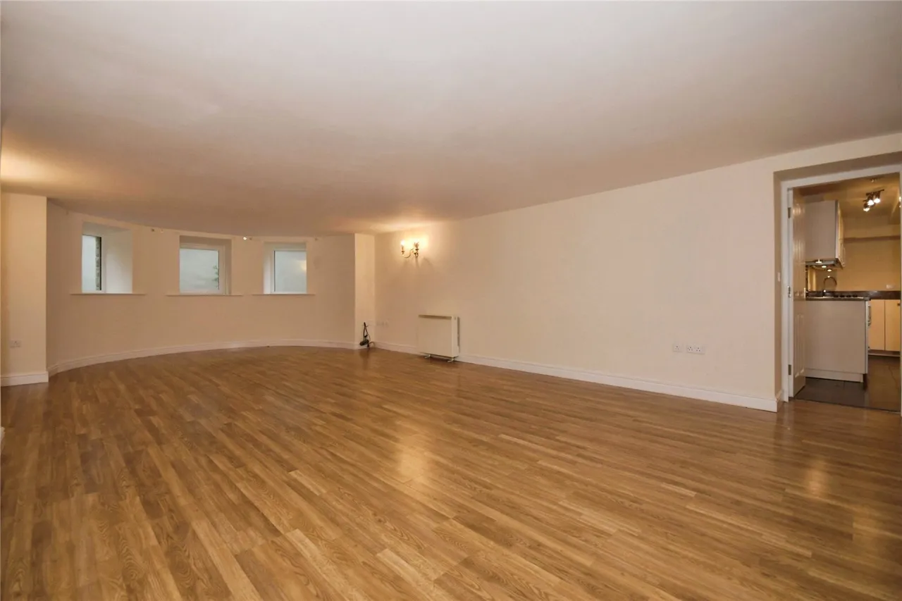 Lismore Road, Buxton, Derbyshire, SK17, photo 2