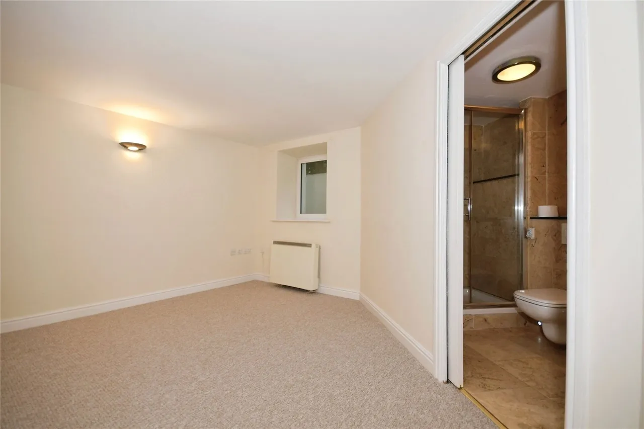 Lismore Road, Buxton, Derbyshire, SK17, photo 4