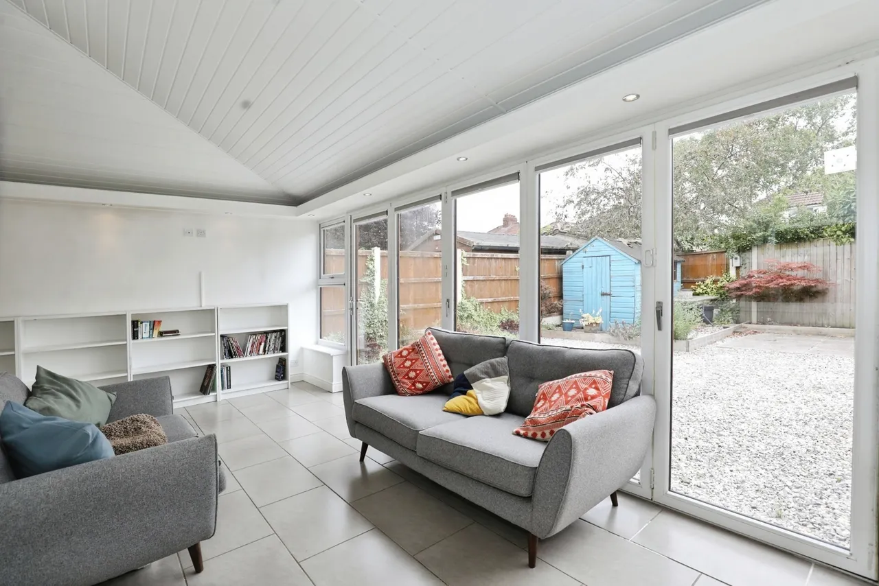 Valley Road, Wistaston, Crewe, Cheshire, CW2, photo 12