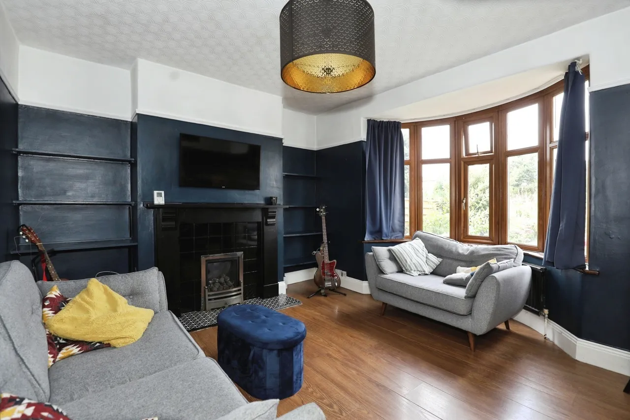 Valley Road, Wistaston, Crewe, Cheshire, CW2, photo 4