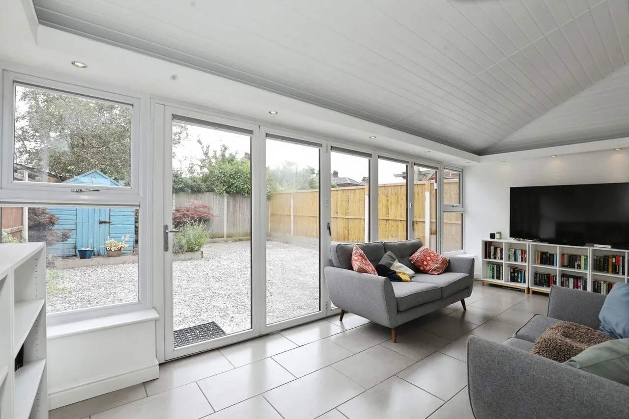 Valley Road, Wistaston, Crewe, Cheshire, CW2, photo 15