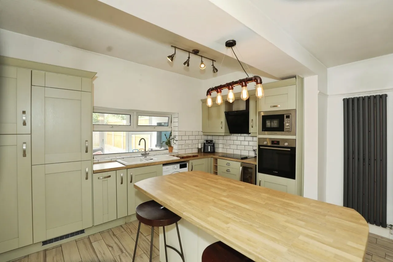 Valley Road, Wistaston, Crewe, Cheshire, CW2, photo 6