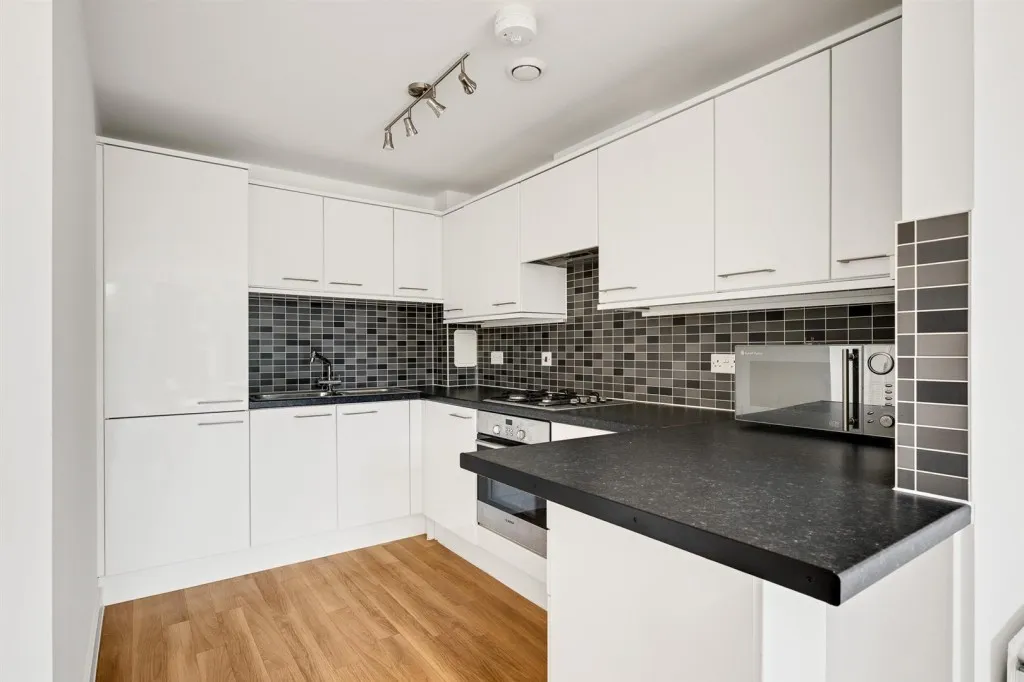 Well Hall Road, London, photo 3