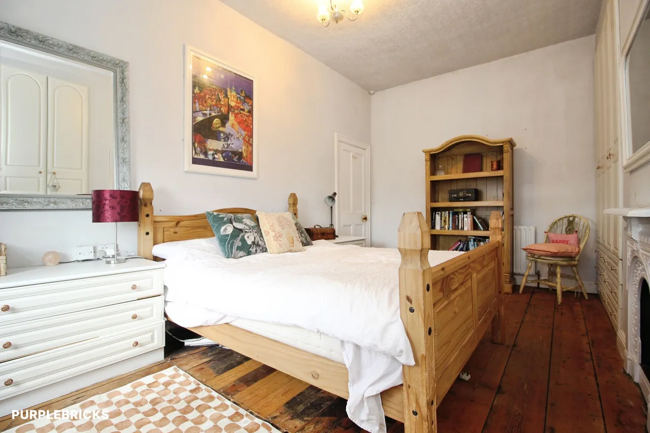Healey Lane, Batley, WF17, photo 19