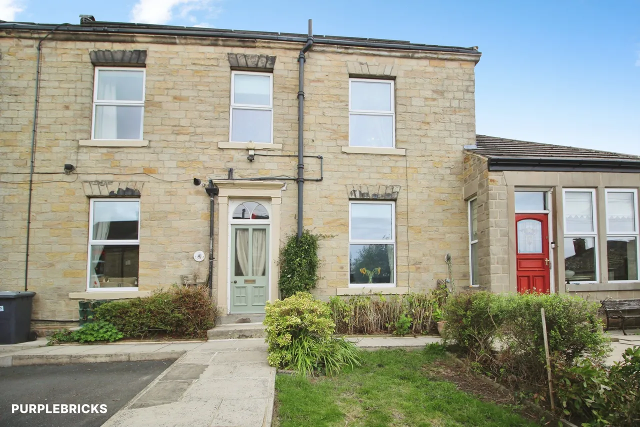 3 bed house for sale, Healey Lane, Batley, WF17