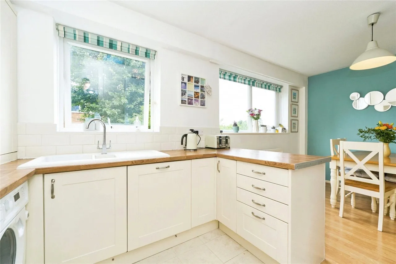 Watermill Close, Richmond, TW10, photo 3