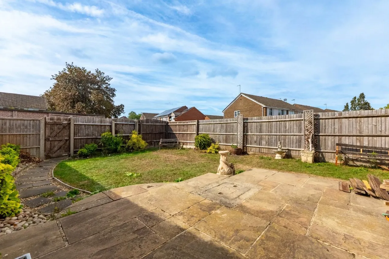 Rothschild Avenue, Aston Clinton, HP22, photo 8