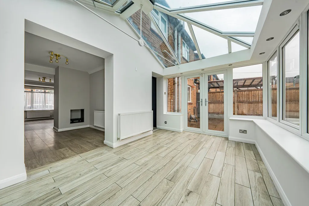 St. Marys Road, Denham, UB9, photo 9