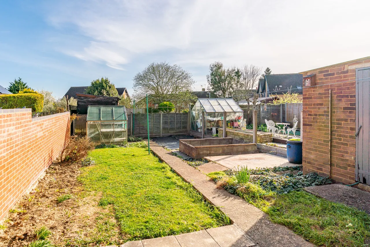 Parnel Road, Ware, SG12 7LE, photo 2